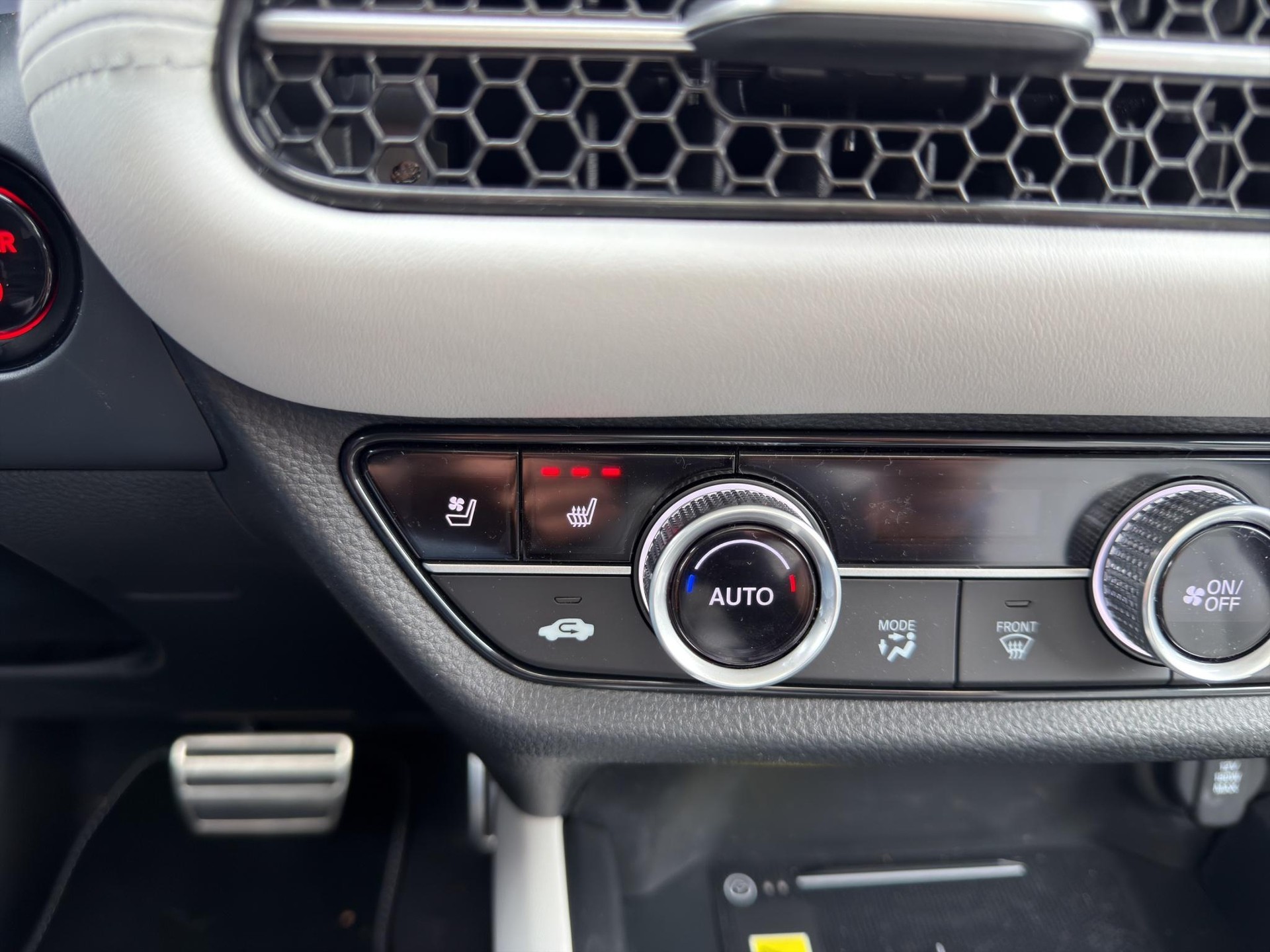 HONDA ZR-V 2.0 i-MMD Advance-image-19