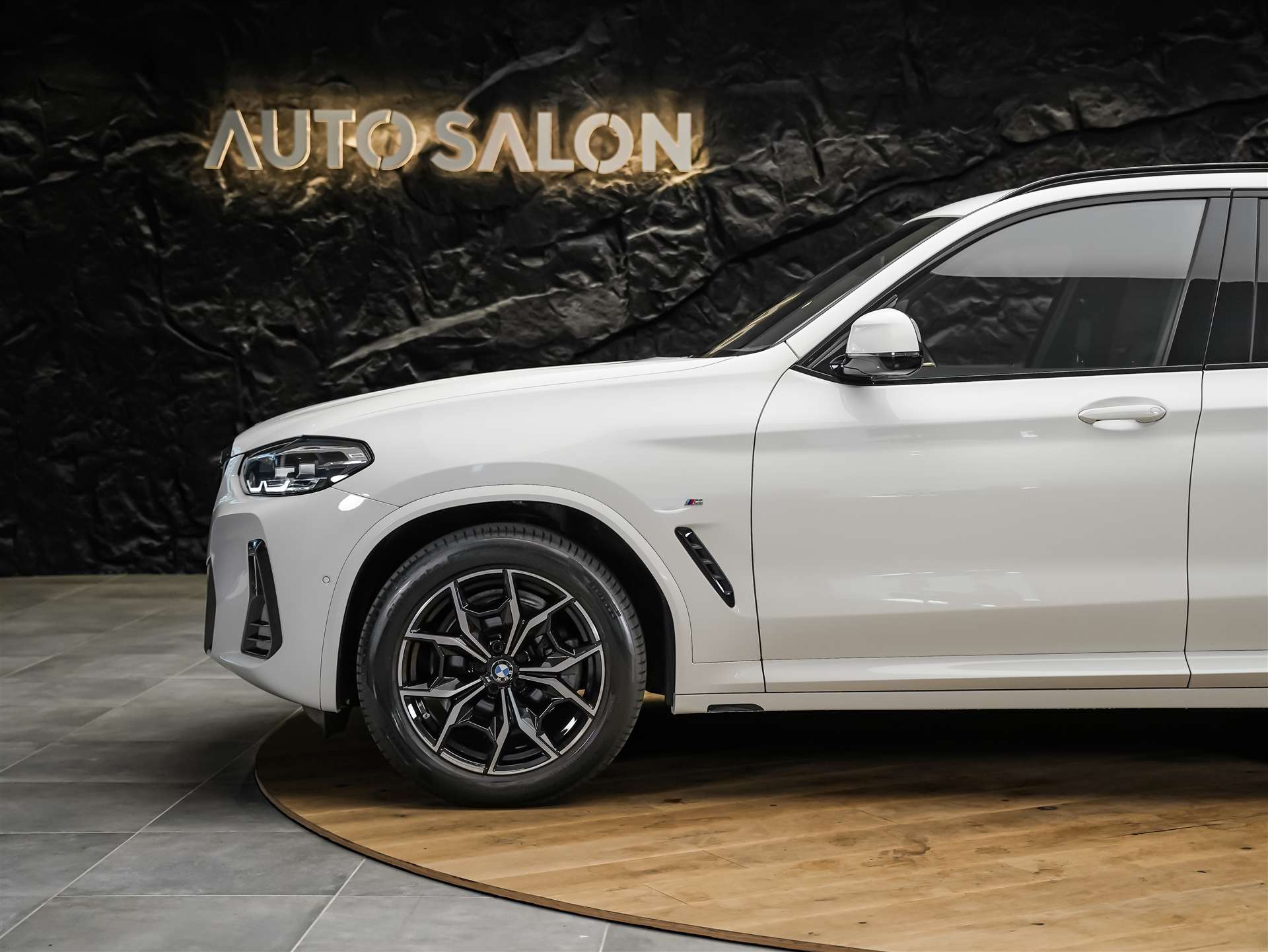BMW X3 xDrive 20i M Sport *360° Kamera*Sitzheizung*-image-16