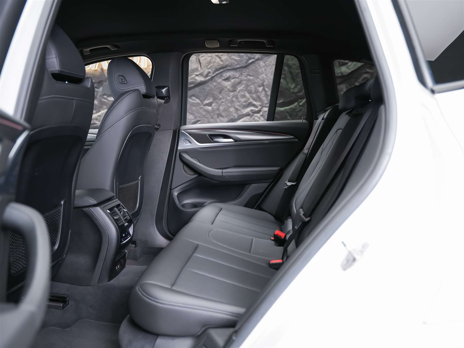 BMW X3 xDrive 20i M Sport *360° Kamera*Sitzheizung*-image-12