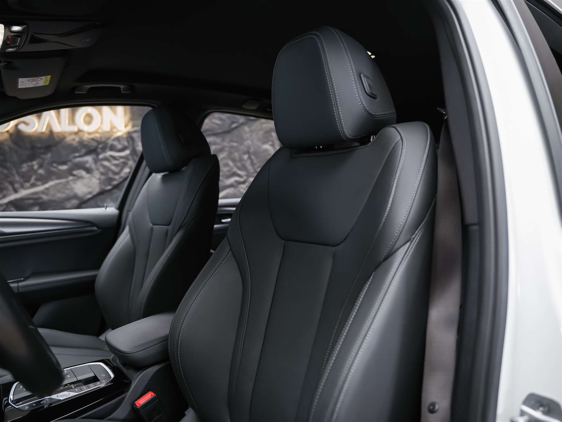BMW X3 xDrive 20i M Sport *360° Kamera*Sitzheizung*-image-10