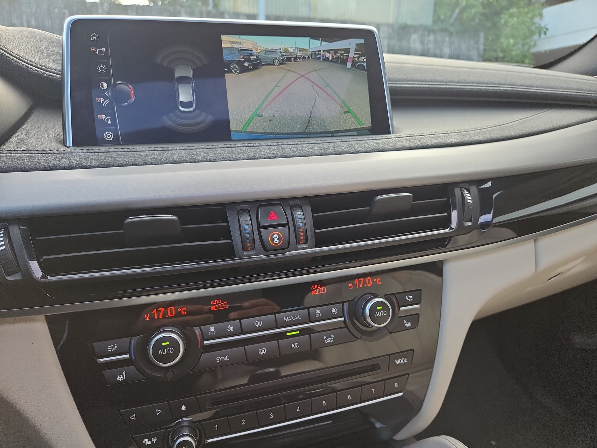 BMW X6 xDrive 30d M Sport Steptronic-image-17