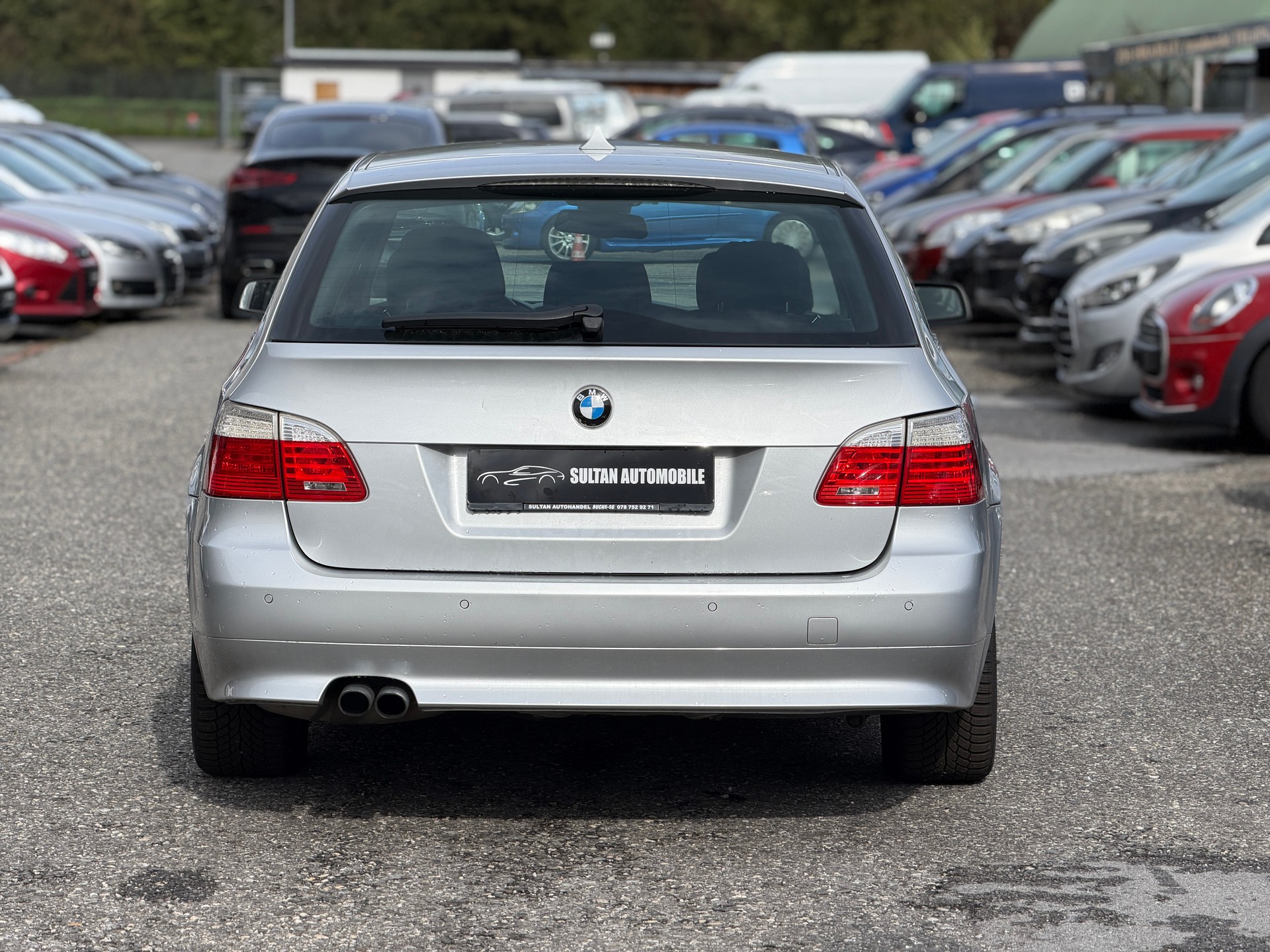 BMW 530xi Touring Steptronic-image-4