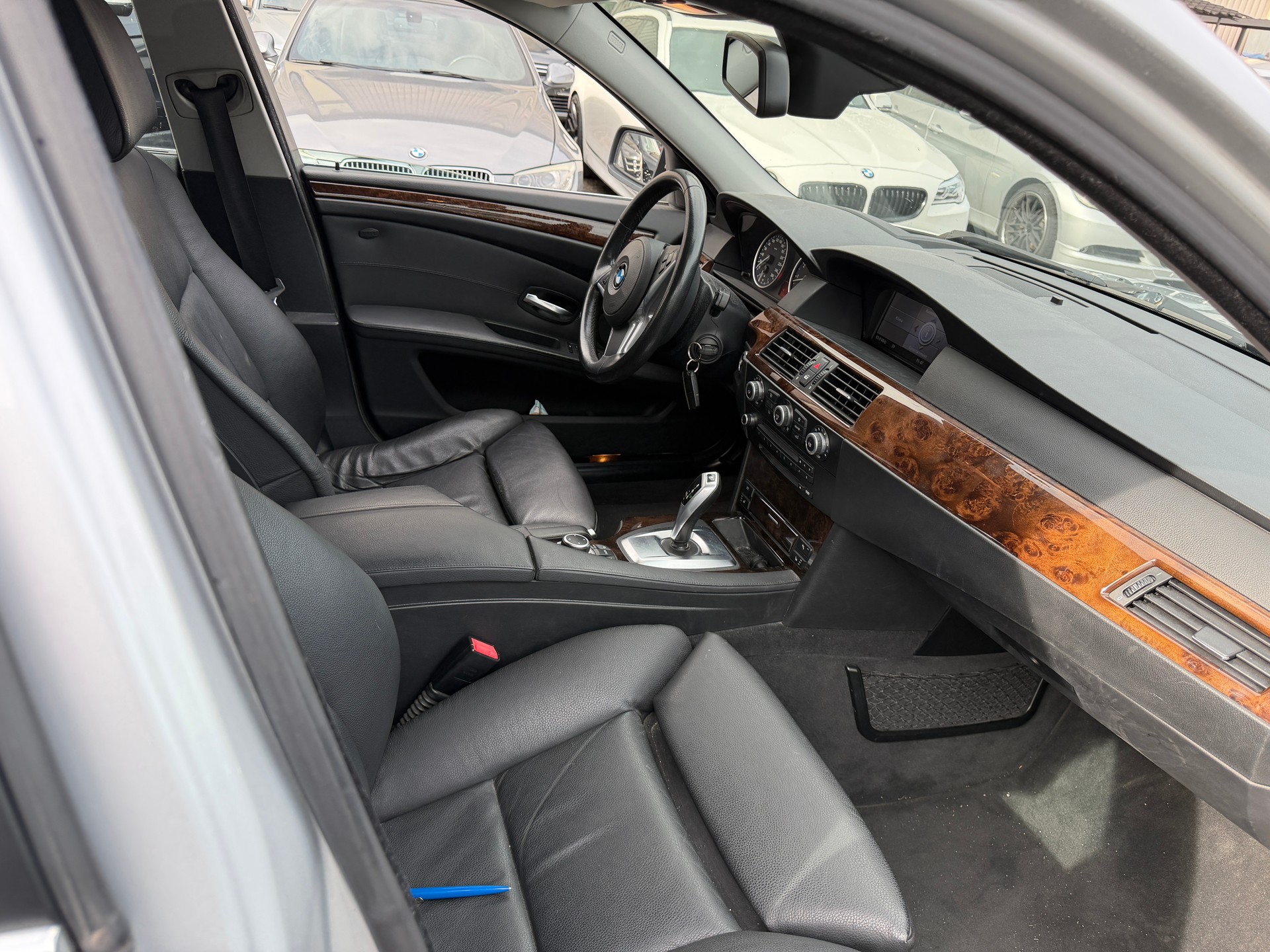 BMW 530xi Touring Steptronic-image-6