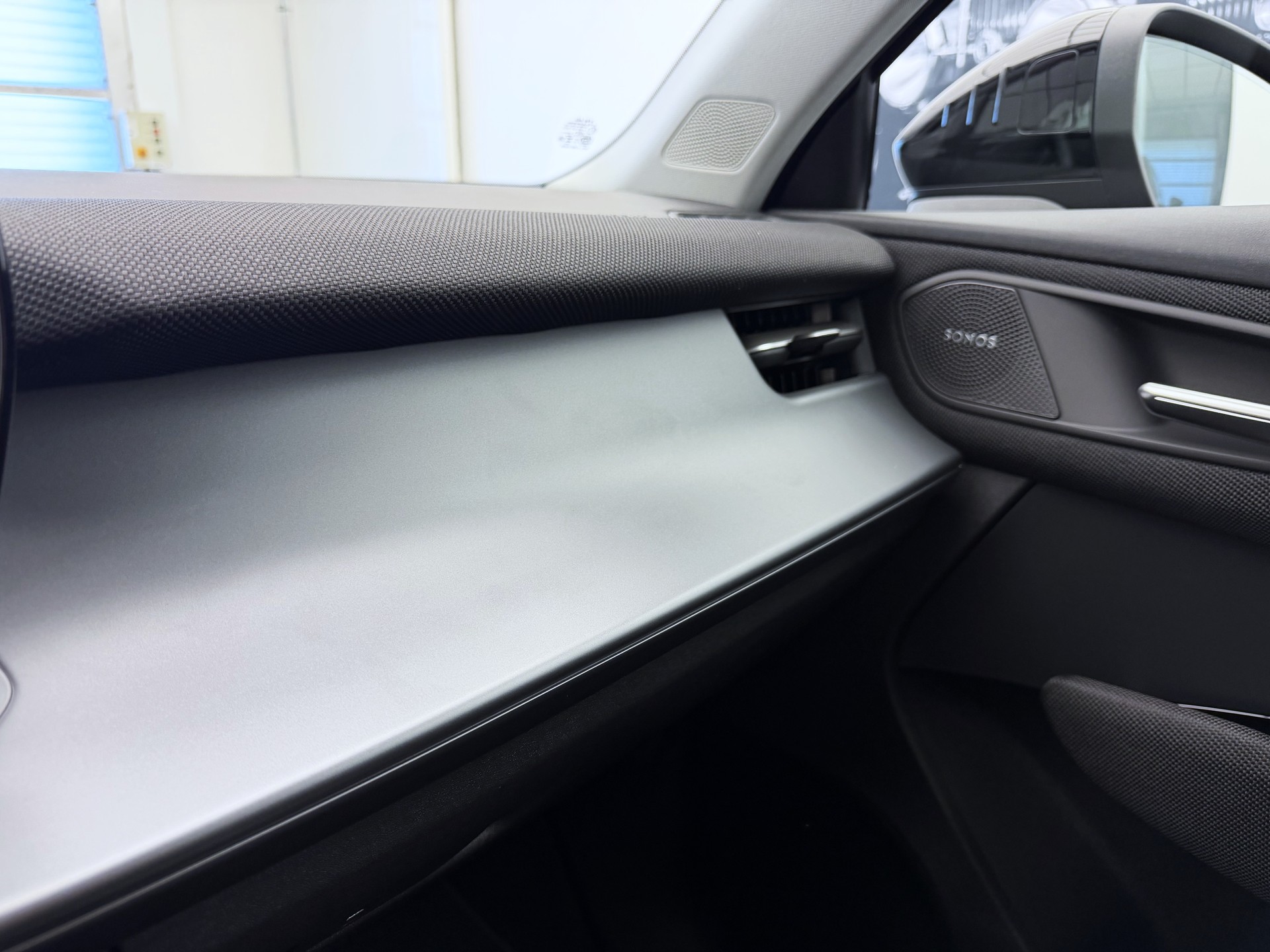 AUDI Q3 SUV 110 kW TFSI S tronic-image-19