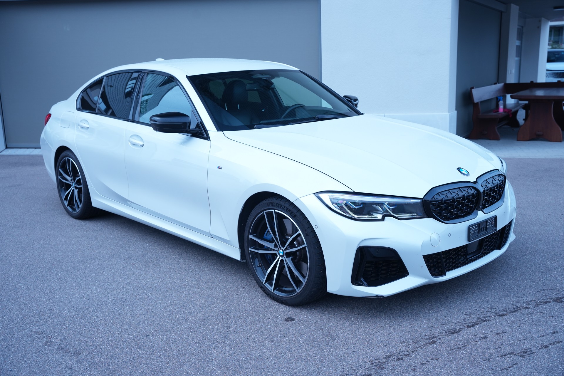 BMW M340i xDrive Steptronic-image-2