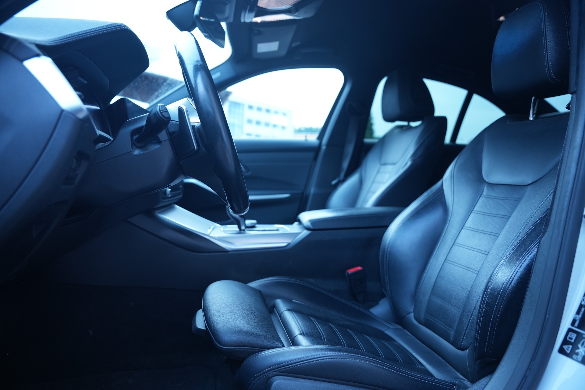 BMW M340i xDrive Steptronic-image-8