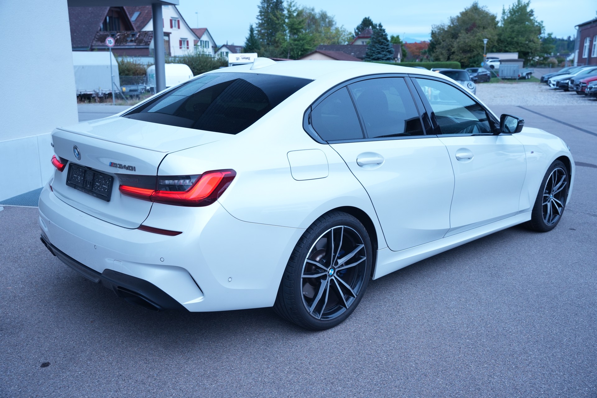 BMW M340i xDrive Steptronic-image-5