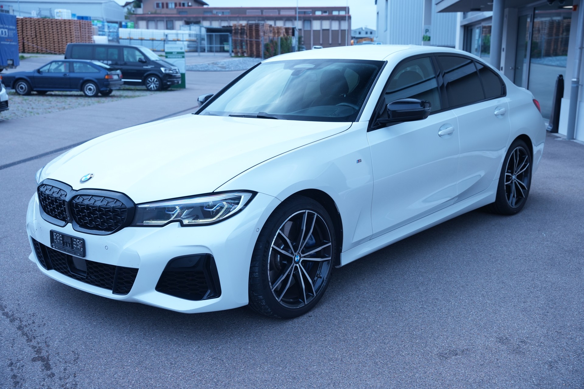 BMW M340i xDrive Steptronic-image-0