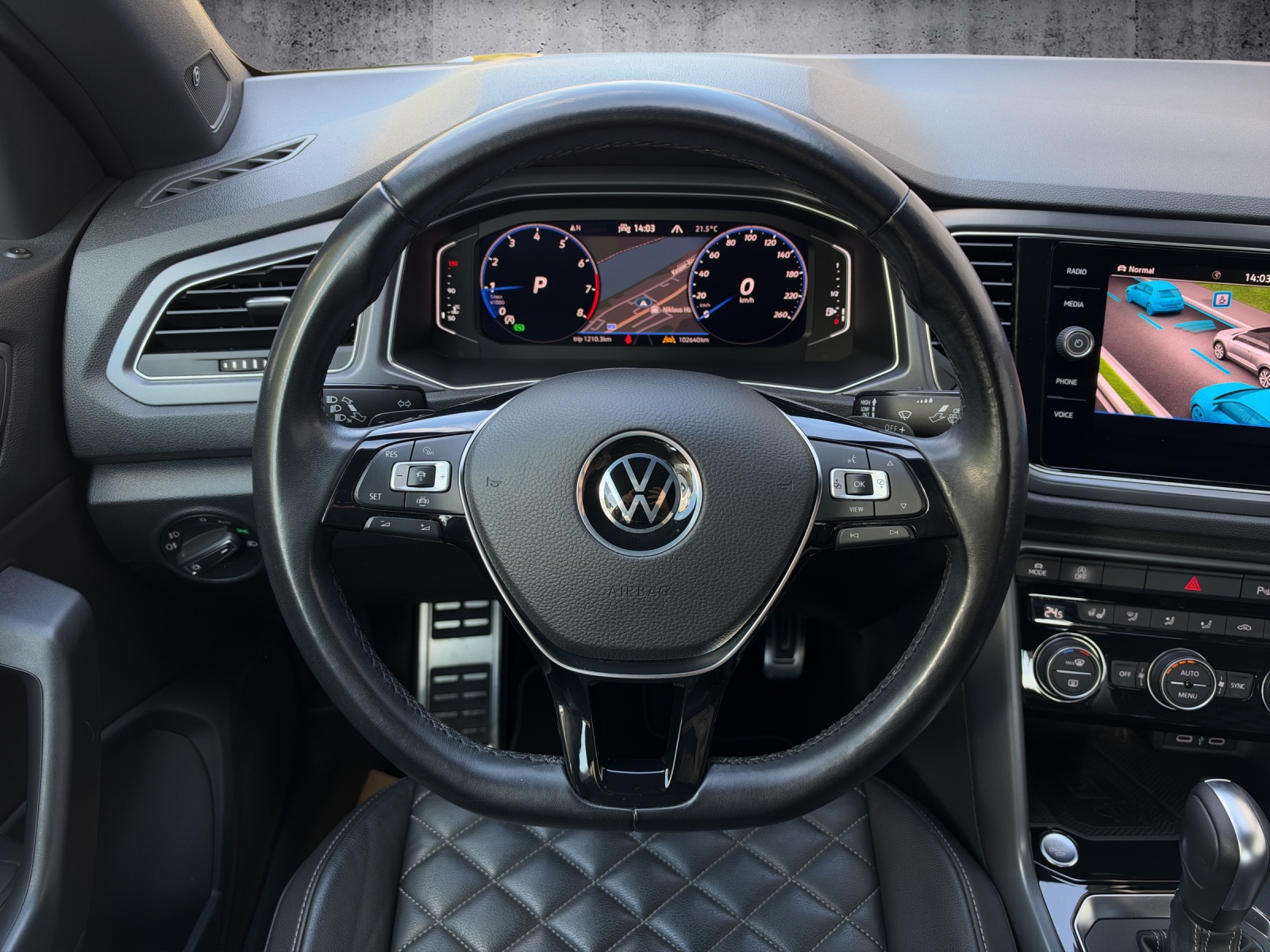 VW T-Roc Cabriolet 1.5 TSI EVO R-Line DSG-image-10