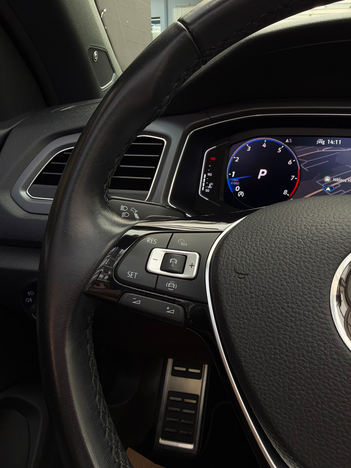 VW T-Roc Cabriolet 1.5 TSI EVO R-Line DSG-image-11