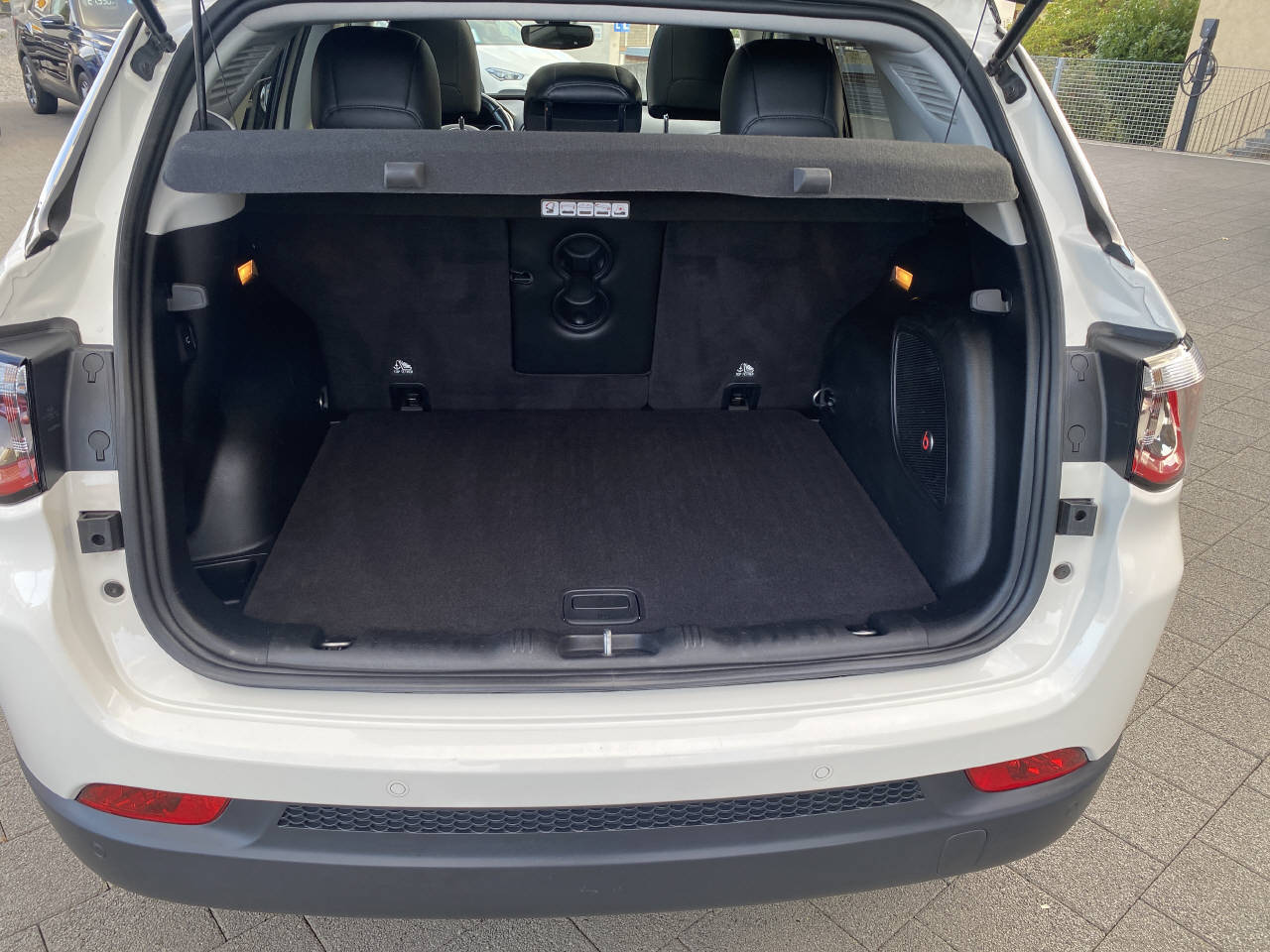 JEEP Compass 1.4 MultiAir Limited AWD-image-8
