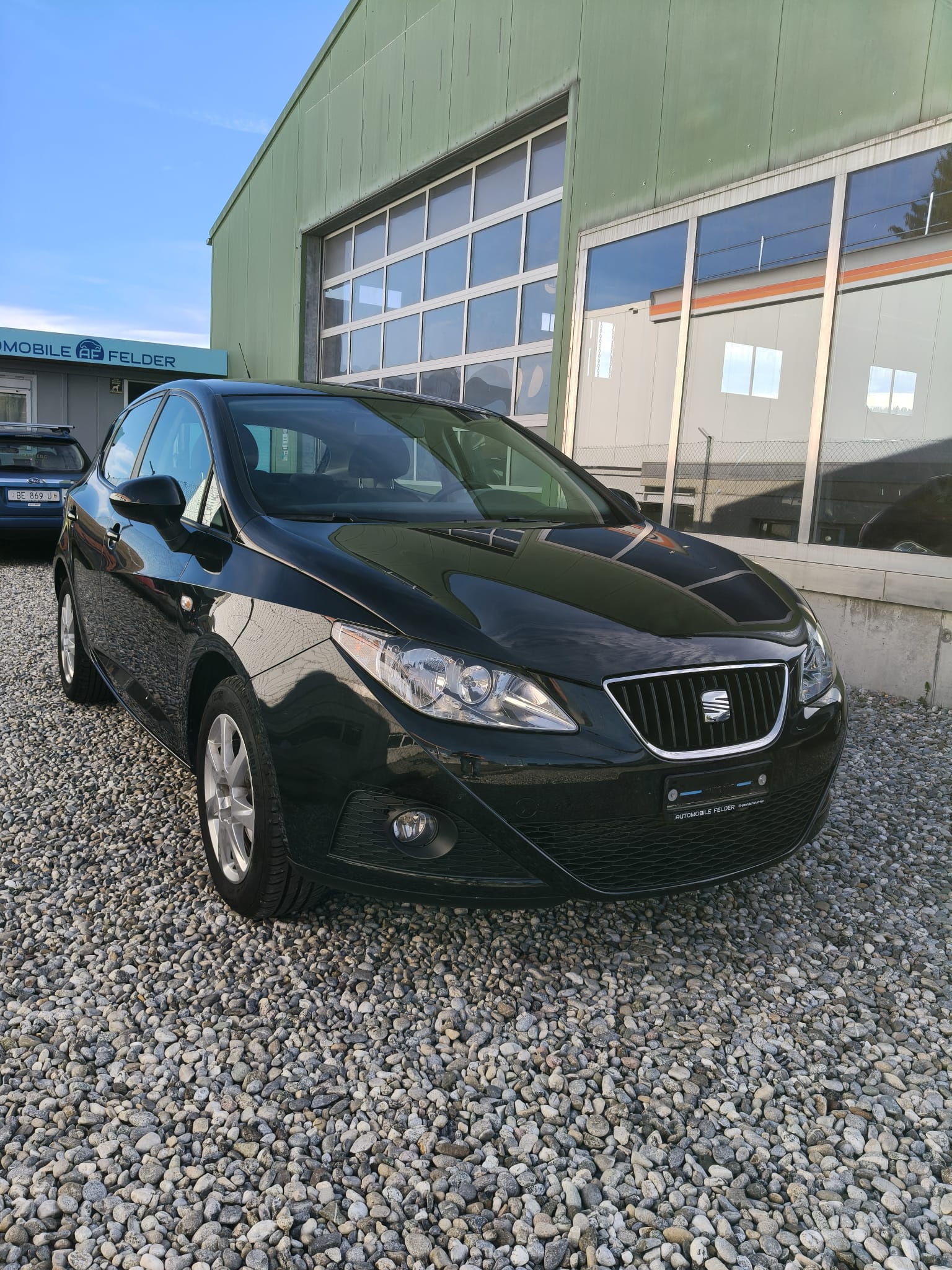 Car photo