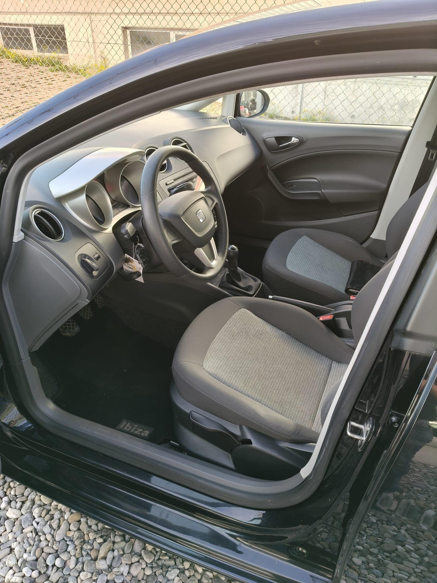 SEAT Ibiza 1.6 Stylance-image-7