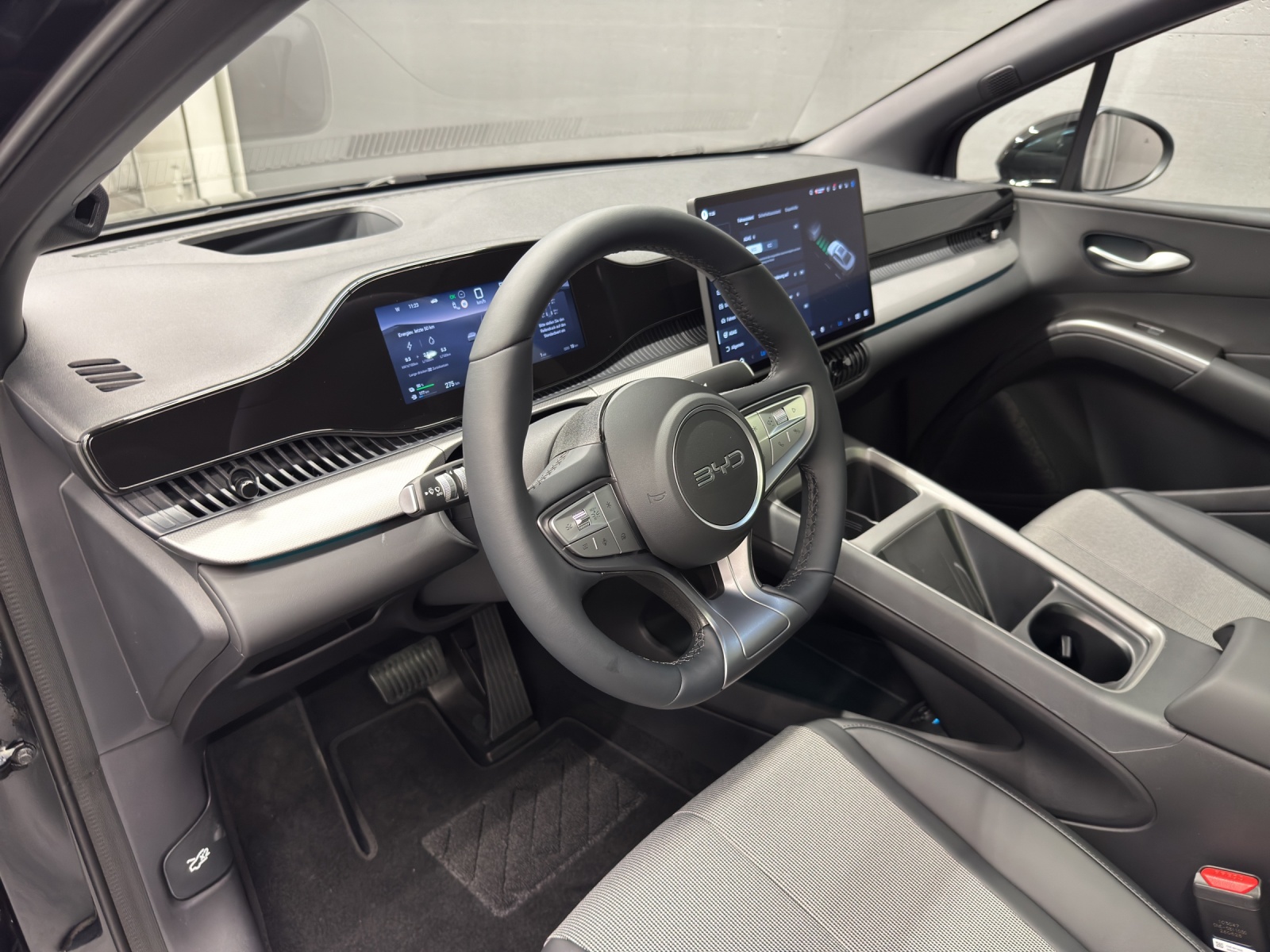 BYD Dolphin G DM-i Comfort-image-14