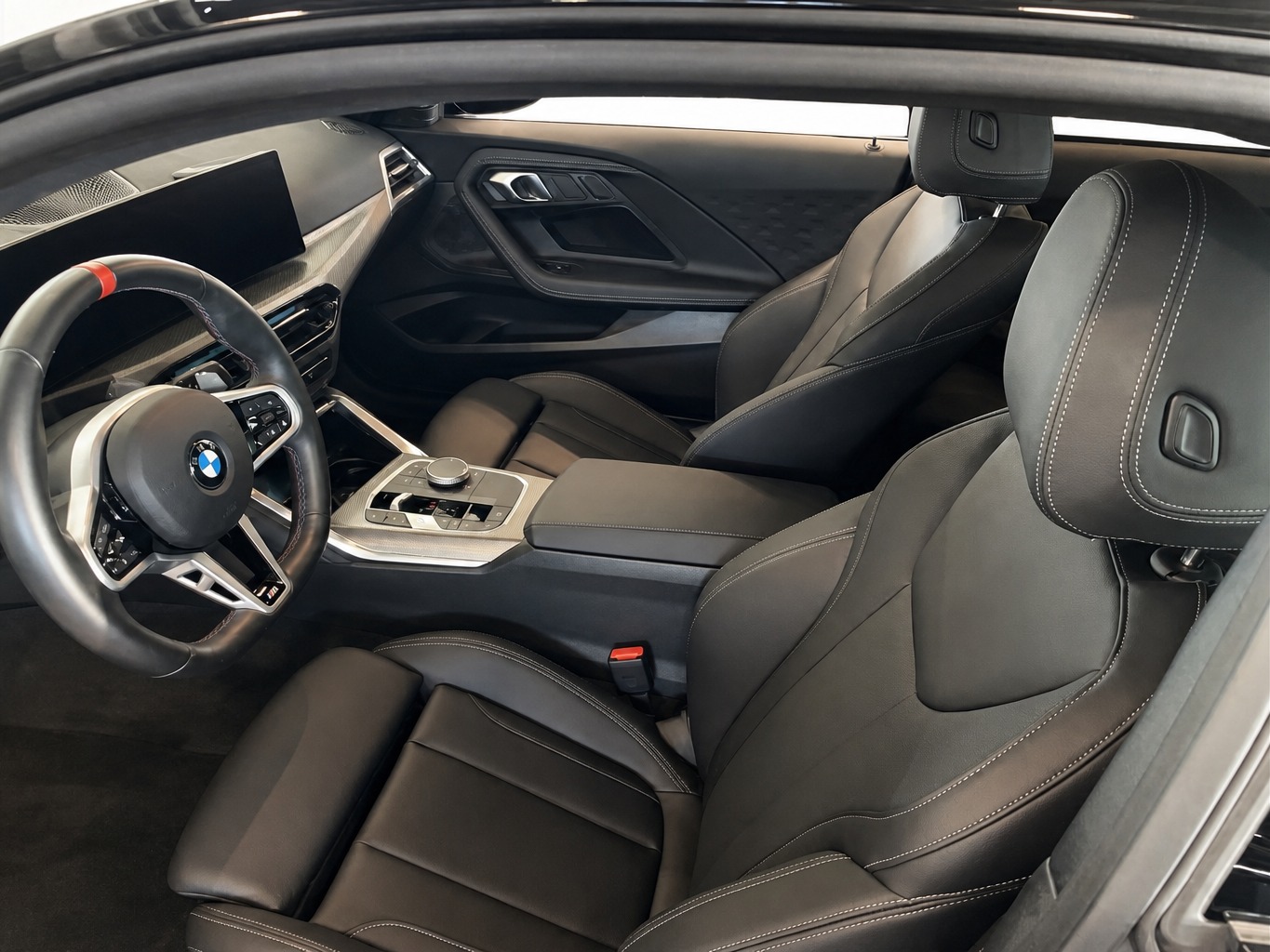 BMW M240i xDrive M Sport Pro Steptronic-image-9