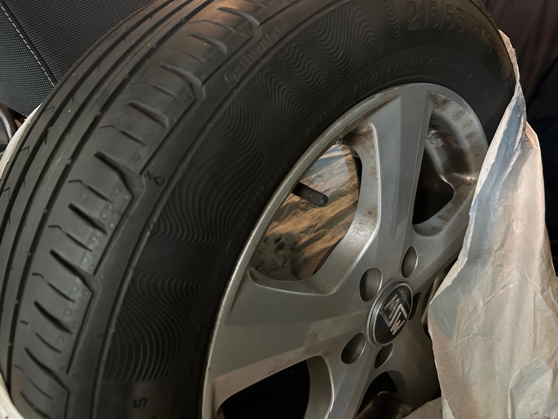 FORD C-Max 1.0 SCTi Titanium-image-9
