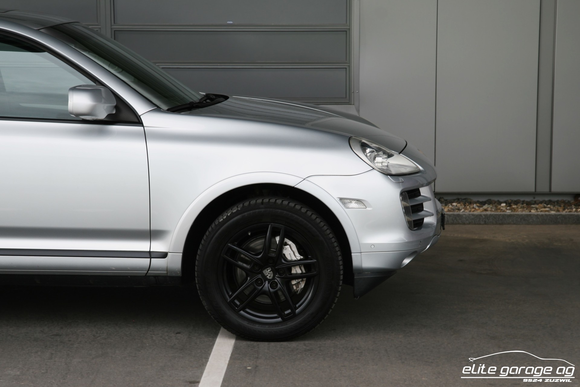PORSCHE Cayenne S-image-9