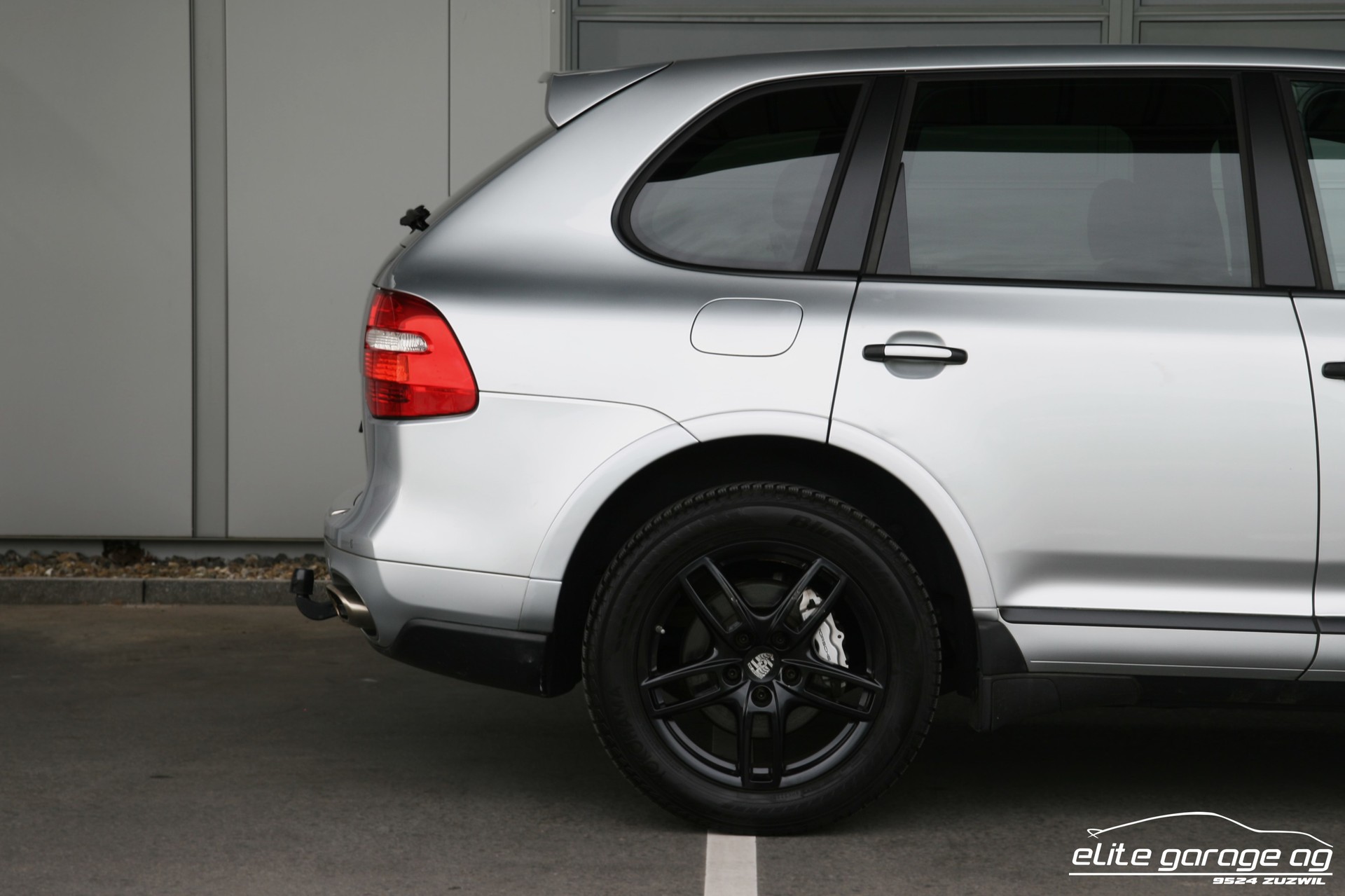 PORSCHE Cayenne S-image-10