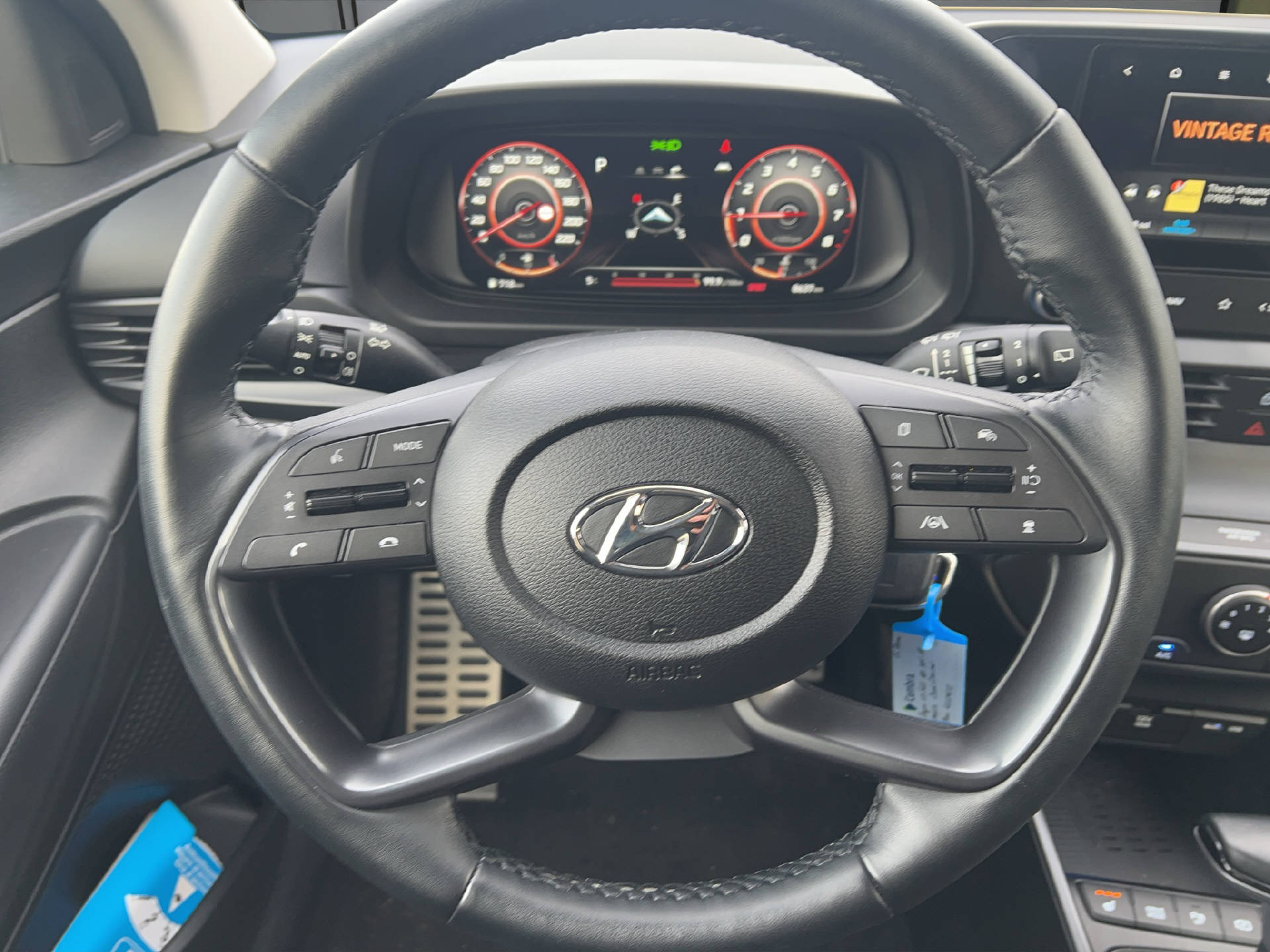 HYUNDAI Bayon 1.0 T-GDi 120 Amplia 48V-image-9