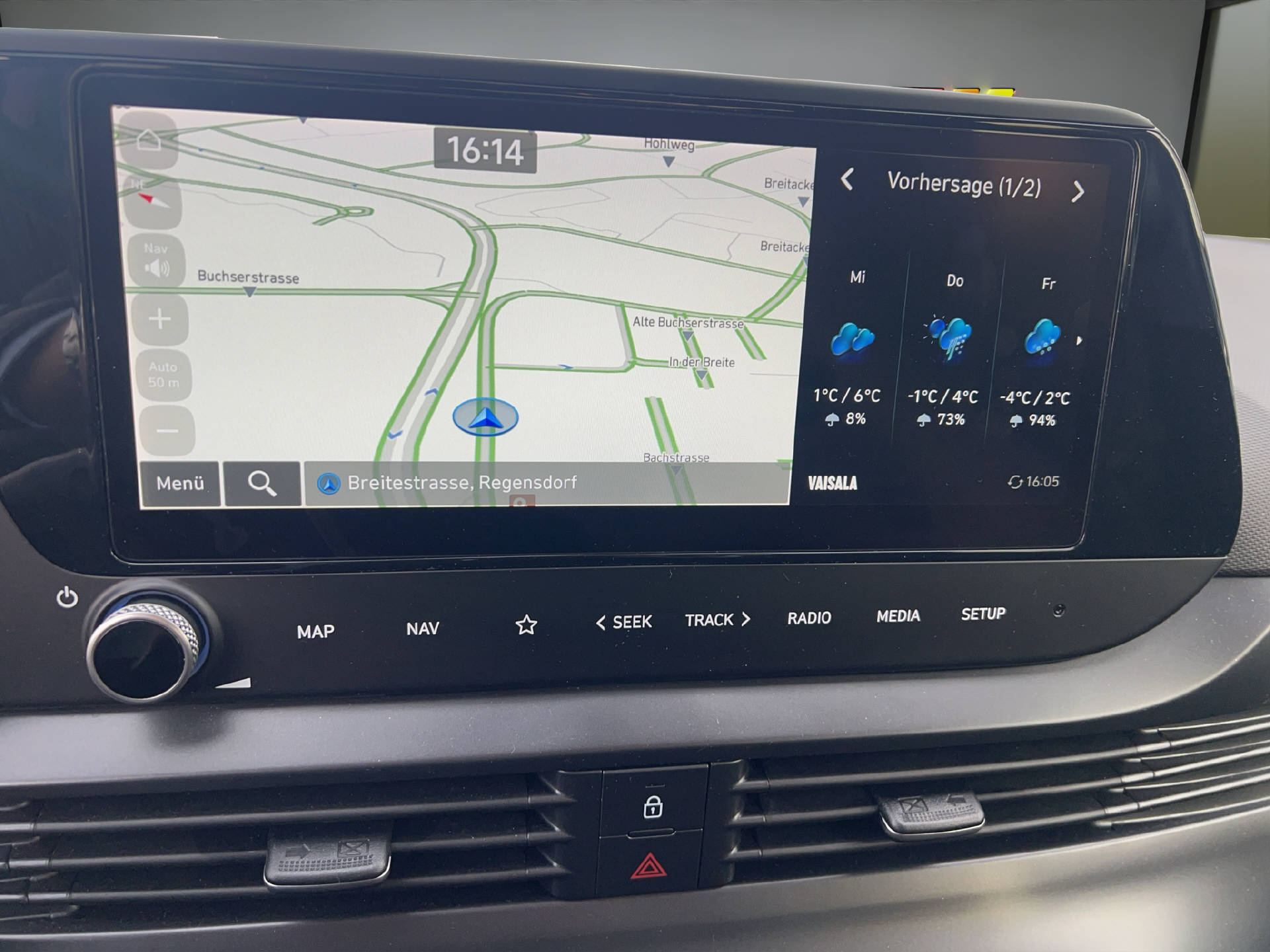 HYUNDAI Bayon 1.0 T-GDi 120 Amplia 48V-image-11