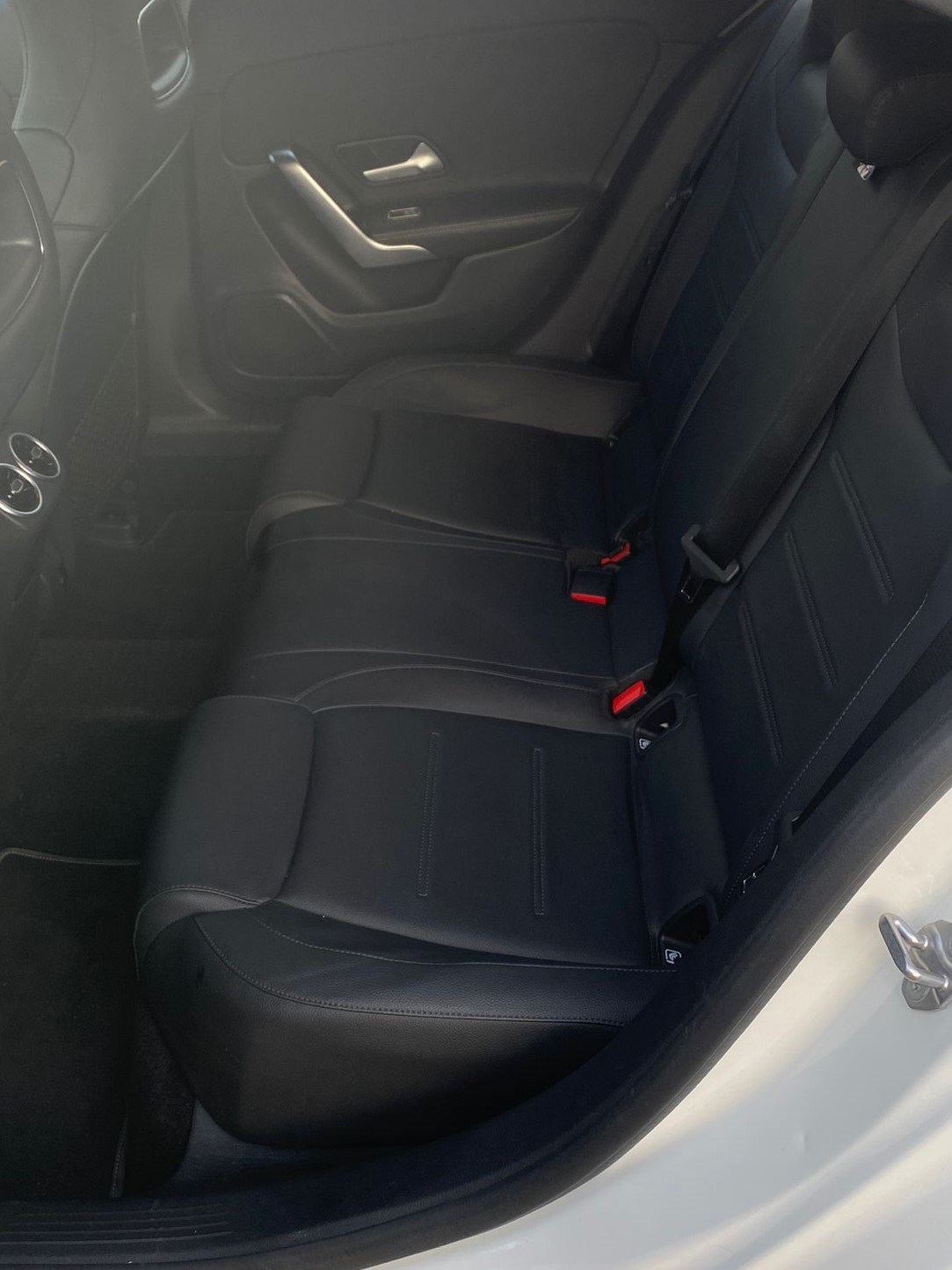 MERCEDES-BENZ A 180 7G-DCT-image-8