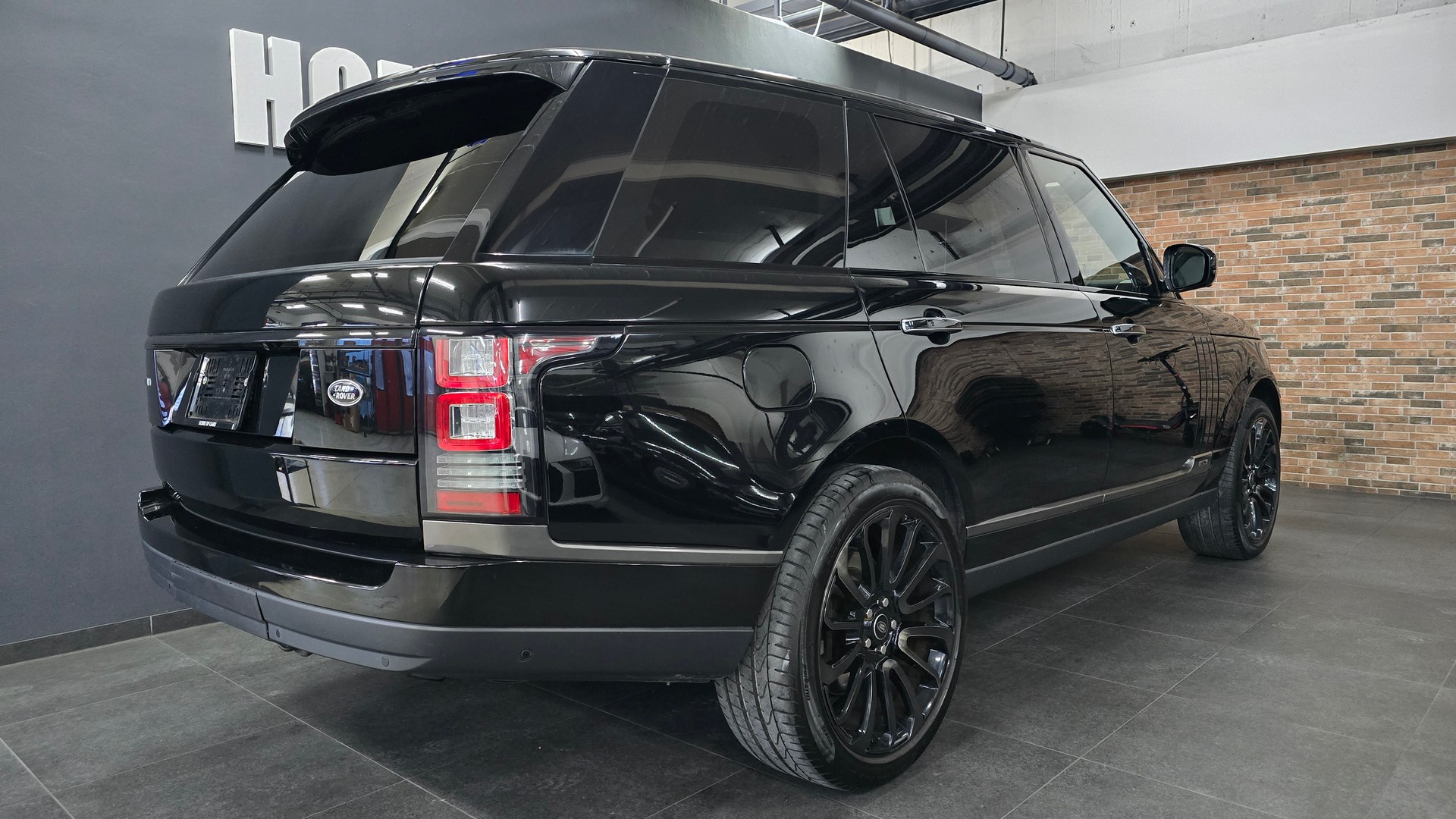 LAND ROVER Range Rover LWB 5.0 V8 SC Autobiography Automatic-image-9