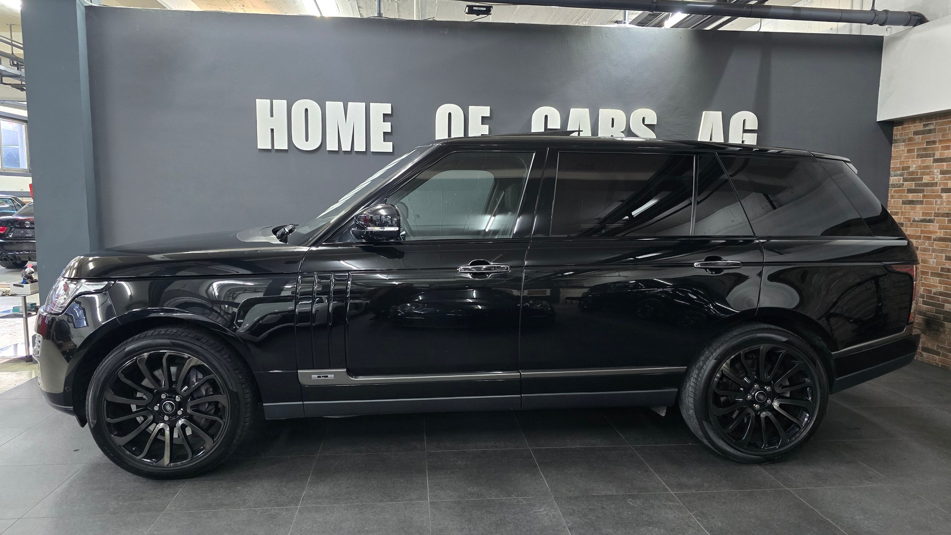 LAND ROVER Range Rover LWB 5.0 V8 SC Autobiography Automatic-image-5