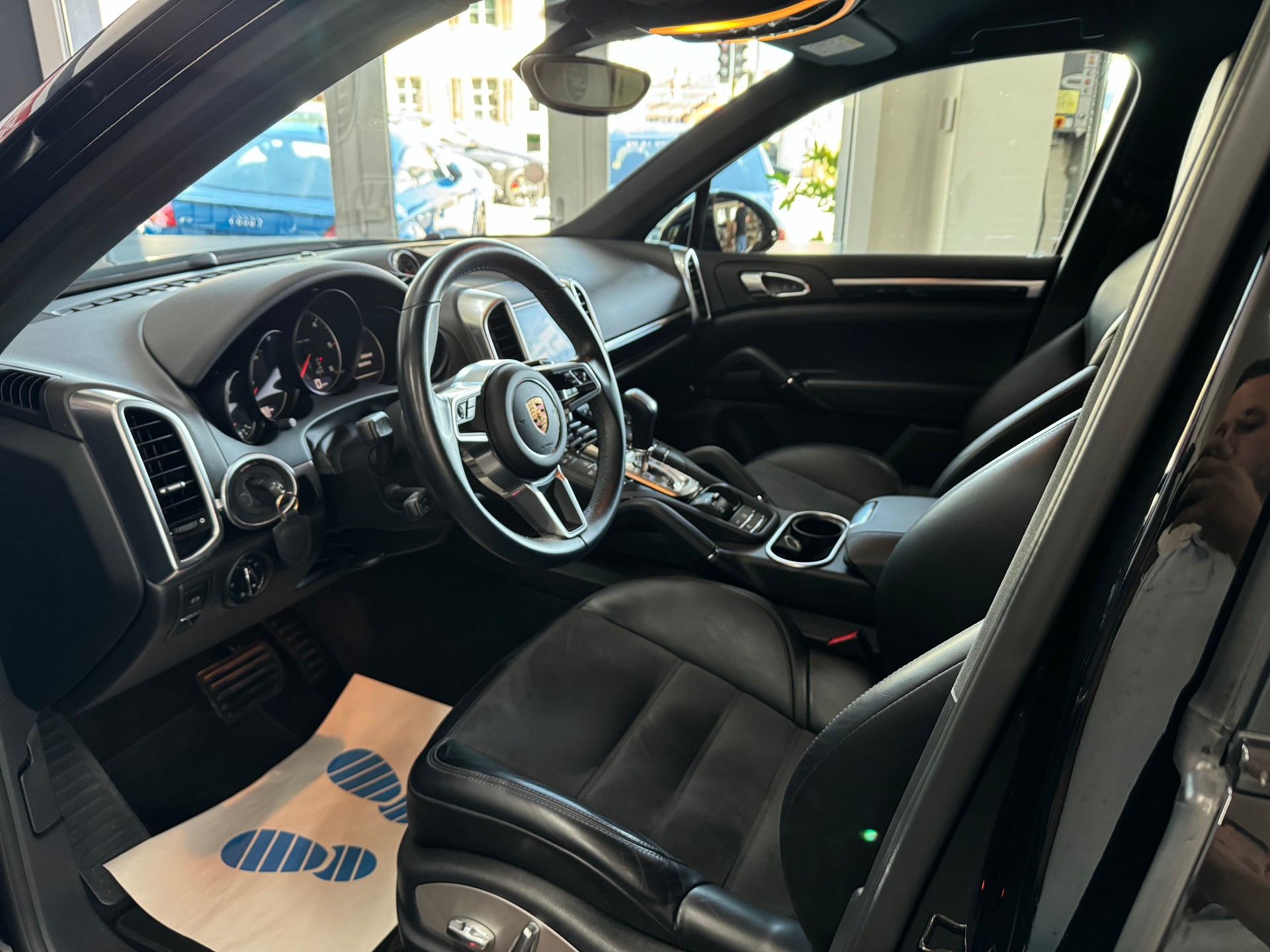 PORSCHE Cayenne Diesel-image-5