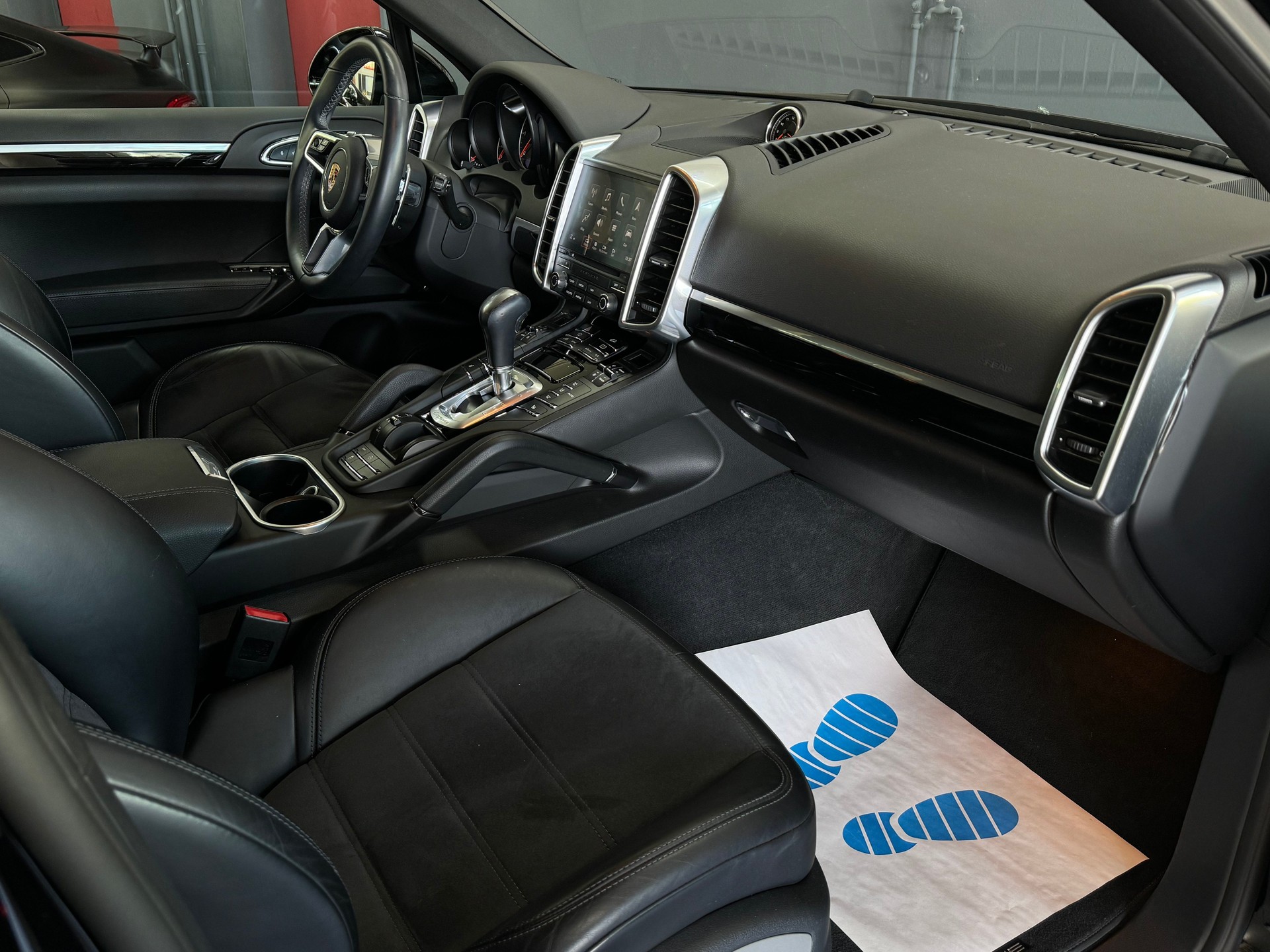 PORSCHE Cayenne Diesel-image-9