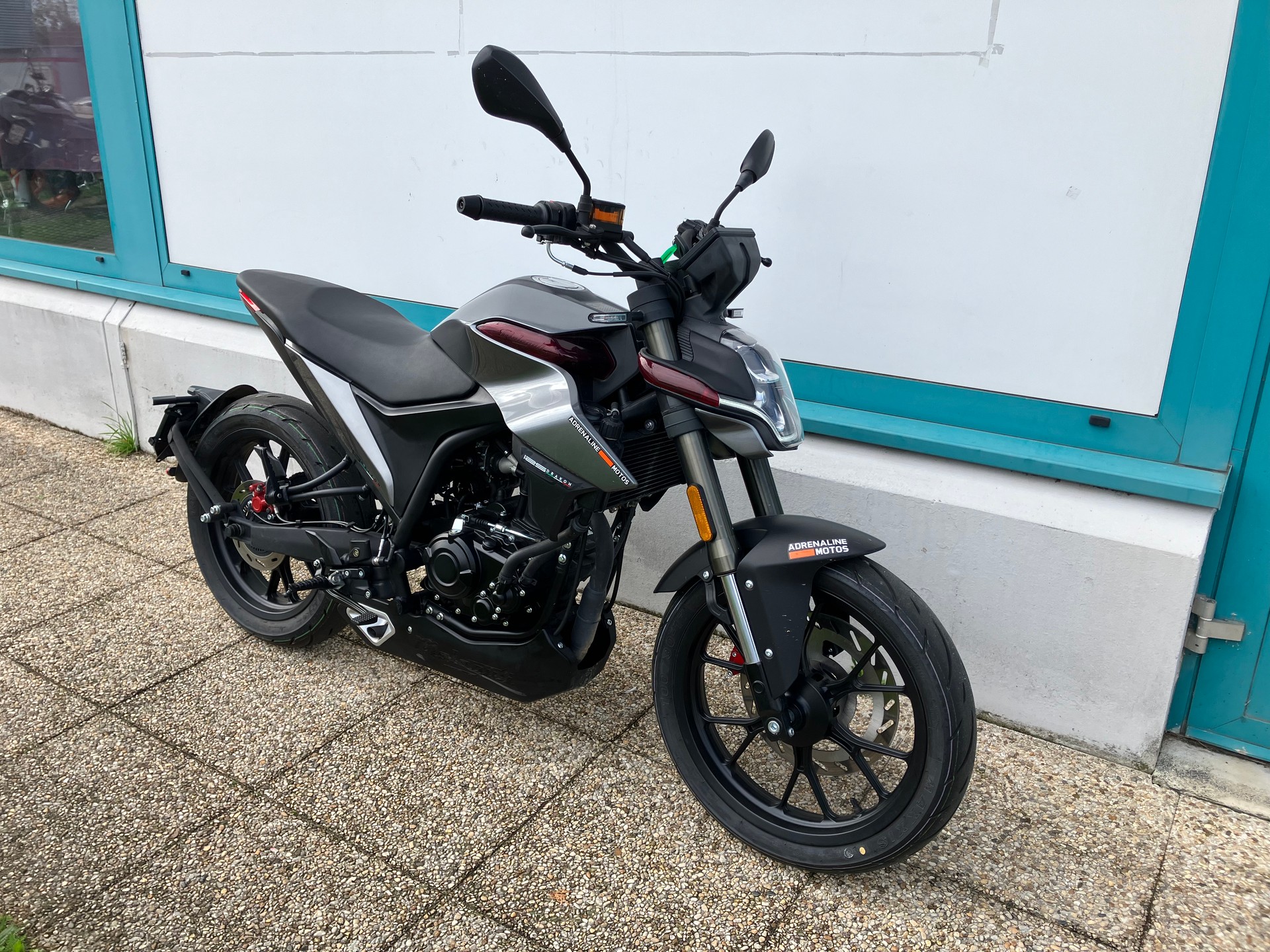 MALAGUTI Drakon 125 ABS-showroom-element-1