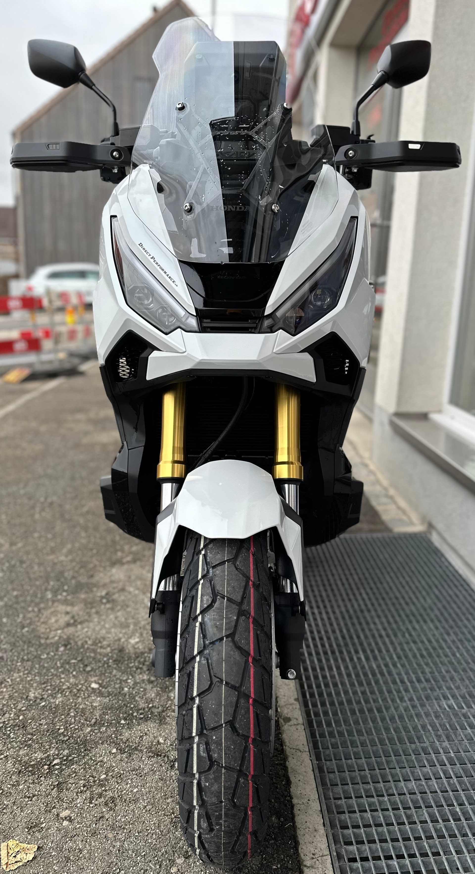 HONDA X-ADV 750 - TFT Konnektivität-showroom-element-1