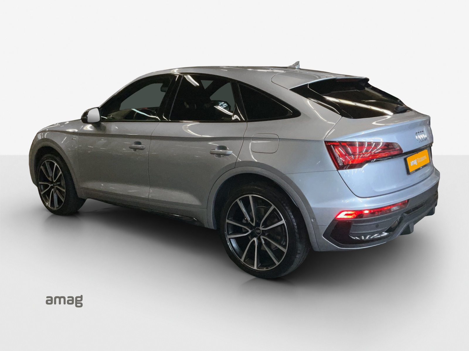 AUDI Q5 Sportback 50 TFSI e PHEV S line quattro S-tronic-image-2