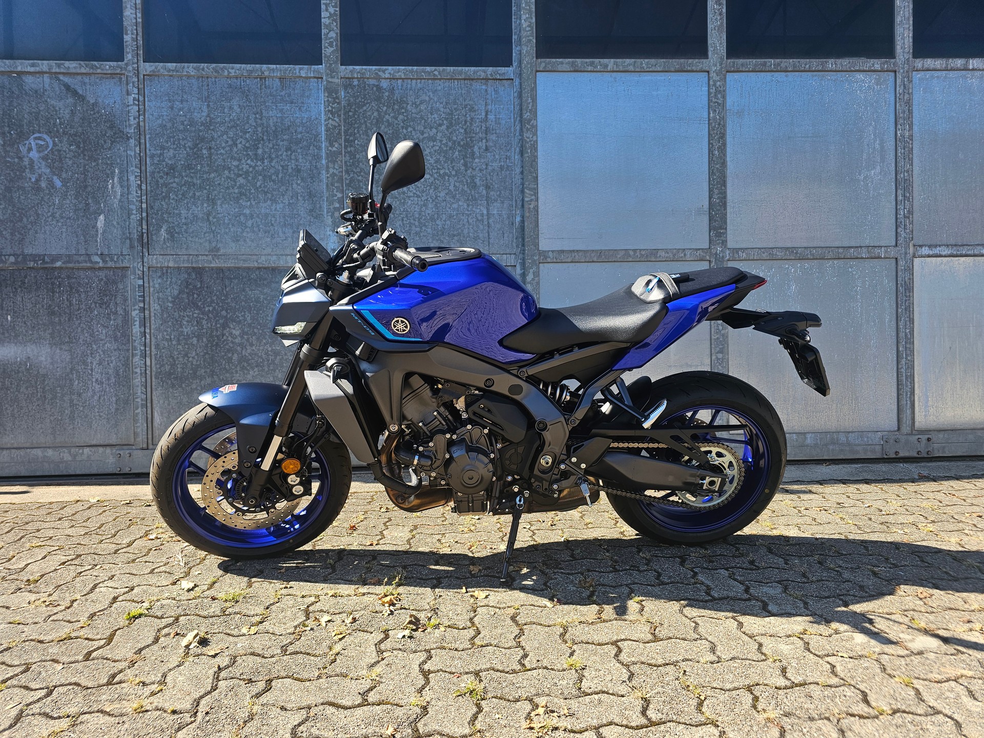 YAMAHA Y-AMT-showroom-element-3