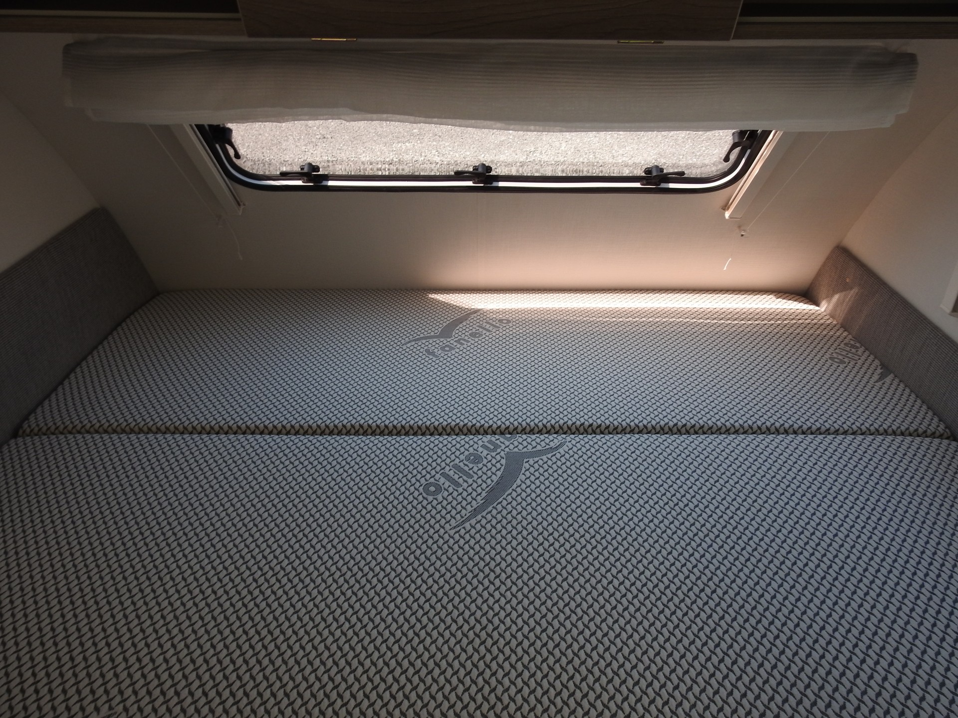 SILVER Evasion 430 CP-image-12
