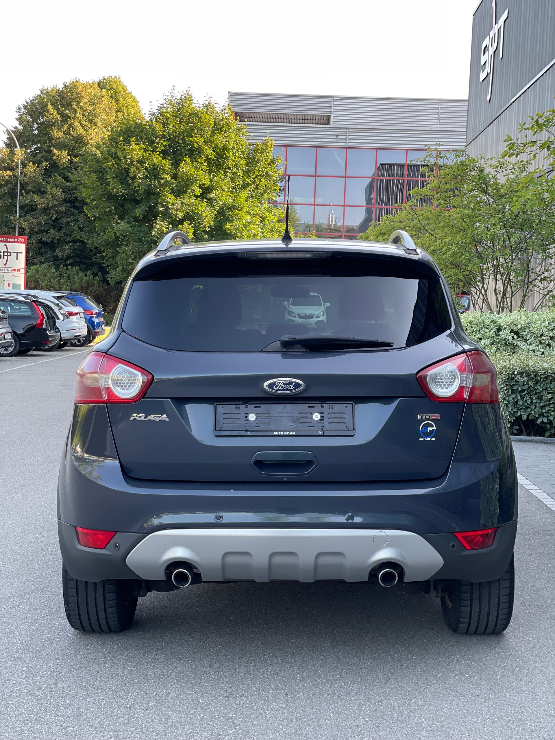 FORD Kuga 2.0 TDCi Carving 2WD-image-4
