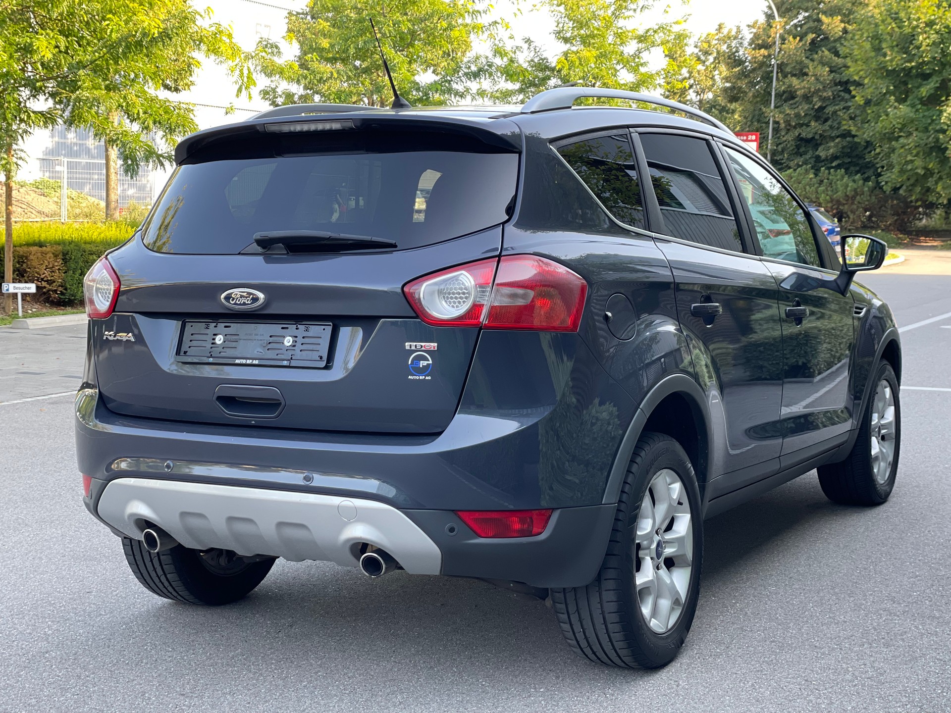 FORD Kuga 2.0 TDCi Carving 2WD-image-3