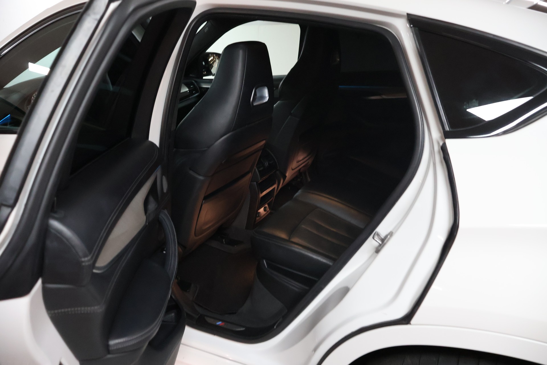 BMW X6M Steptronic-image-15