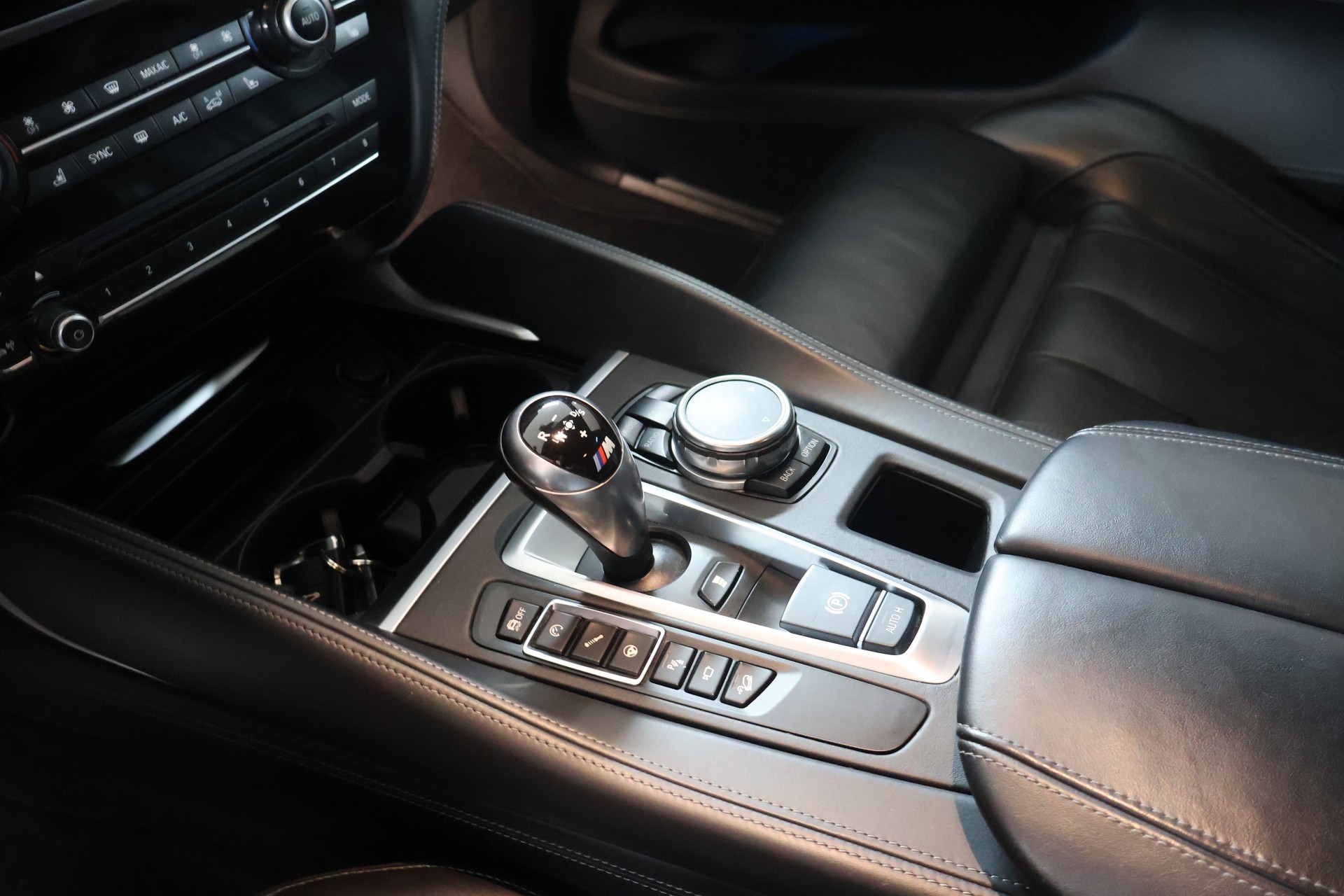 BMW X6M Steptronic-image-11