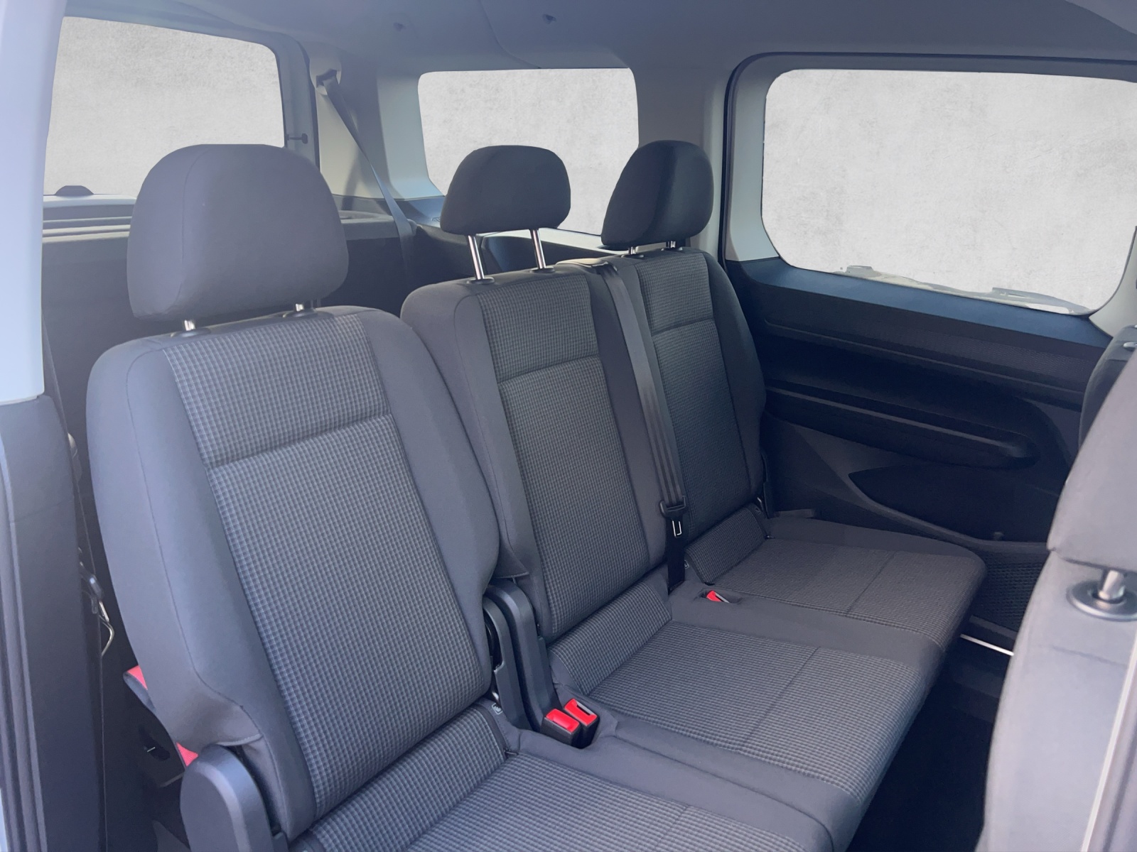 VW Caddy Maxi 2.0 TDI Liberty DSG-image-8
