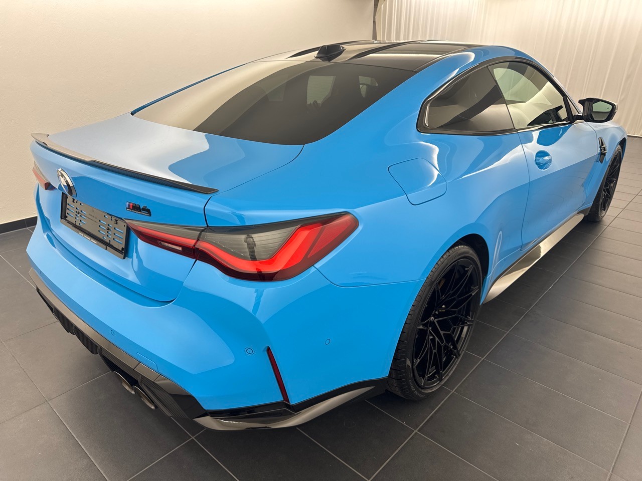 BMW M4 Coupé Competition-image-2
