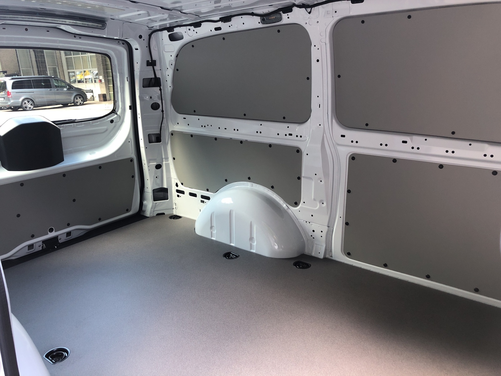 MERCEDES-BENZ Vito 116 CDI Lang Pro 9G-Tronic-image-8