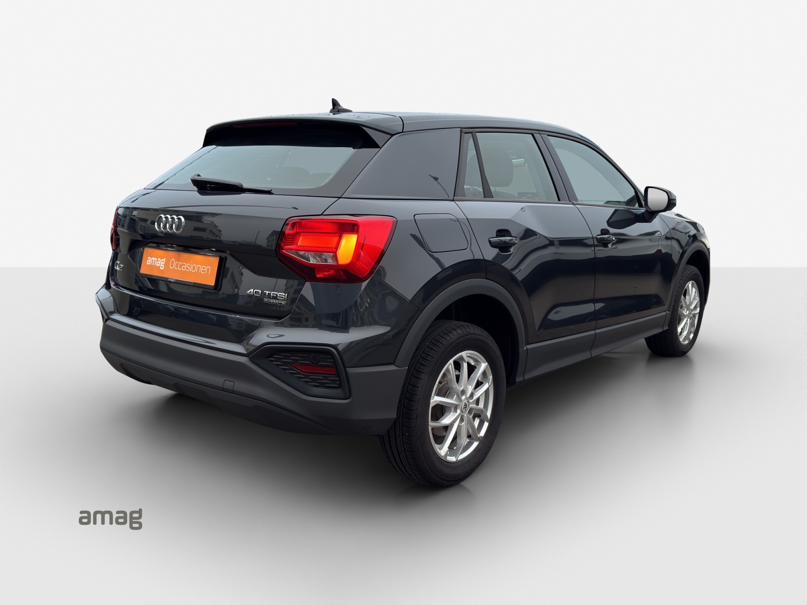 AUDI Q2 40 TFSI Attraction quattro S-tronic-image-4