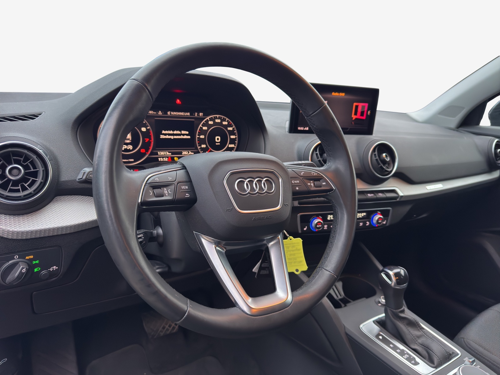 AUDI Q2 40 TFSI Attraction quattro S-tronic-image-9