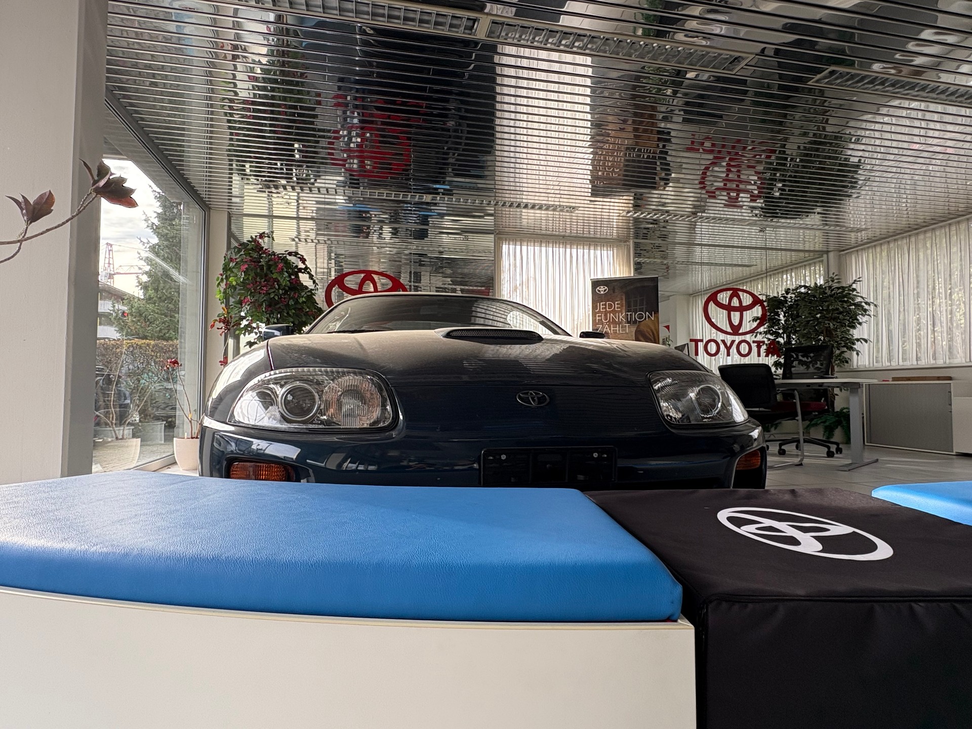 TOYOTA Supra 3.0i TwinTurbo A-image-9