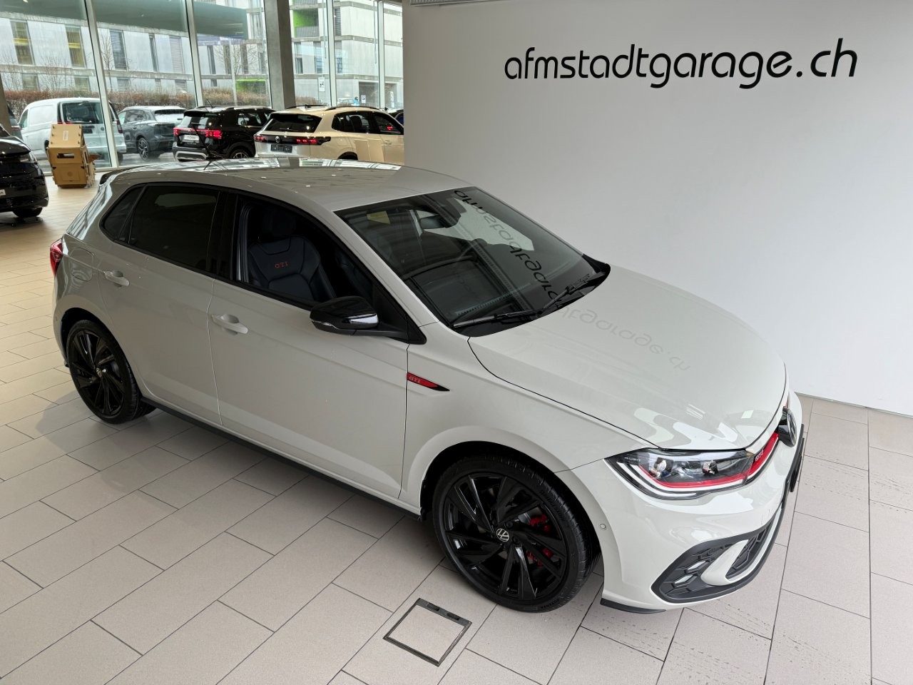 VW Polo 2.0 TSI GTI DSG-image-1