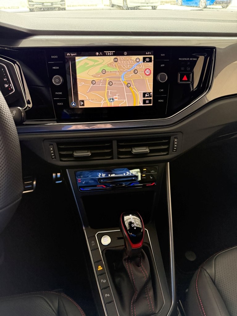 VW Polo 2.0 TSI GTI DSG-image-5