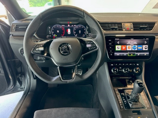 SKODA Superb 2.0 TDi SportL 4x4-image-5