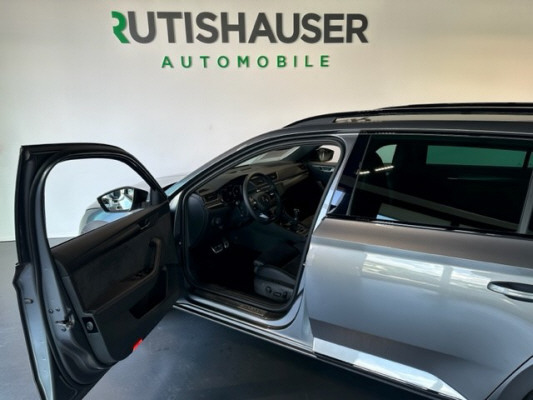 SKODA Superb 2.0 TDi SportL 4x4-image-3