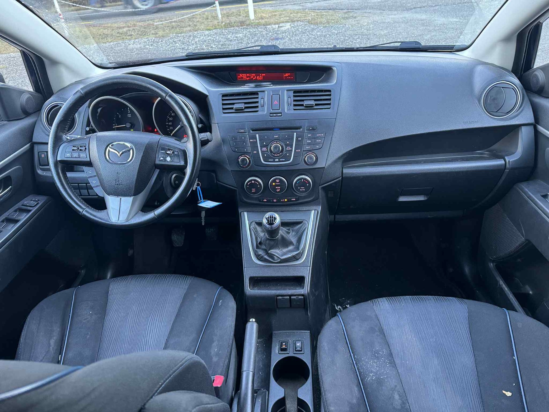 MAZDA 5 1.6 16V CD Confort-image-1