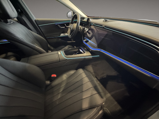 MERCEDES-BENZ E 220 d 4Matic-image-11
